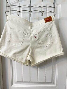 Levi's Women's White High-Rise Mid Length Denim Shorts